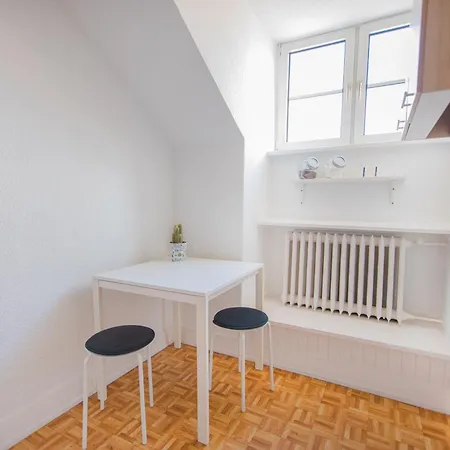 Apartment Cozy At Podwale Str. Old Town.